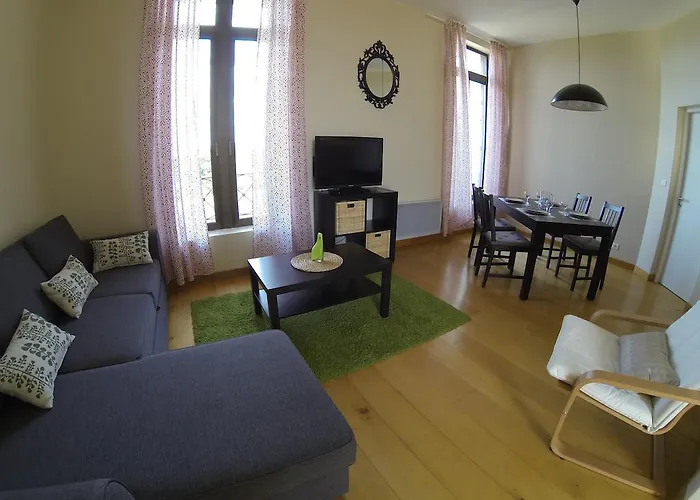 贝格城堡公寓 Cazaubon