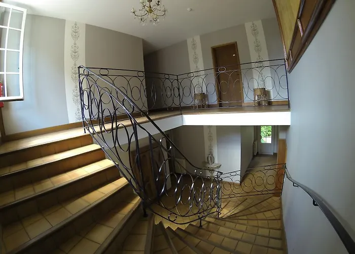 贝格城堡公寓 公寓 *