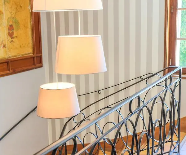 贝格城堡公寓 * Cazaubon