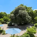 아파트 Du Chateau De Begue *