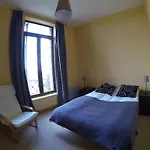 Du Chateau De Begue 아파트