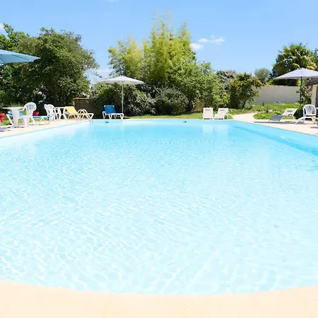 Du Chateau De Begue Appartement *